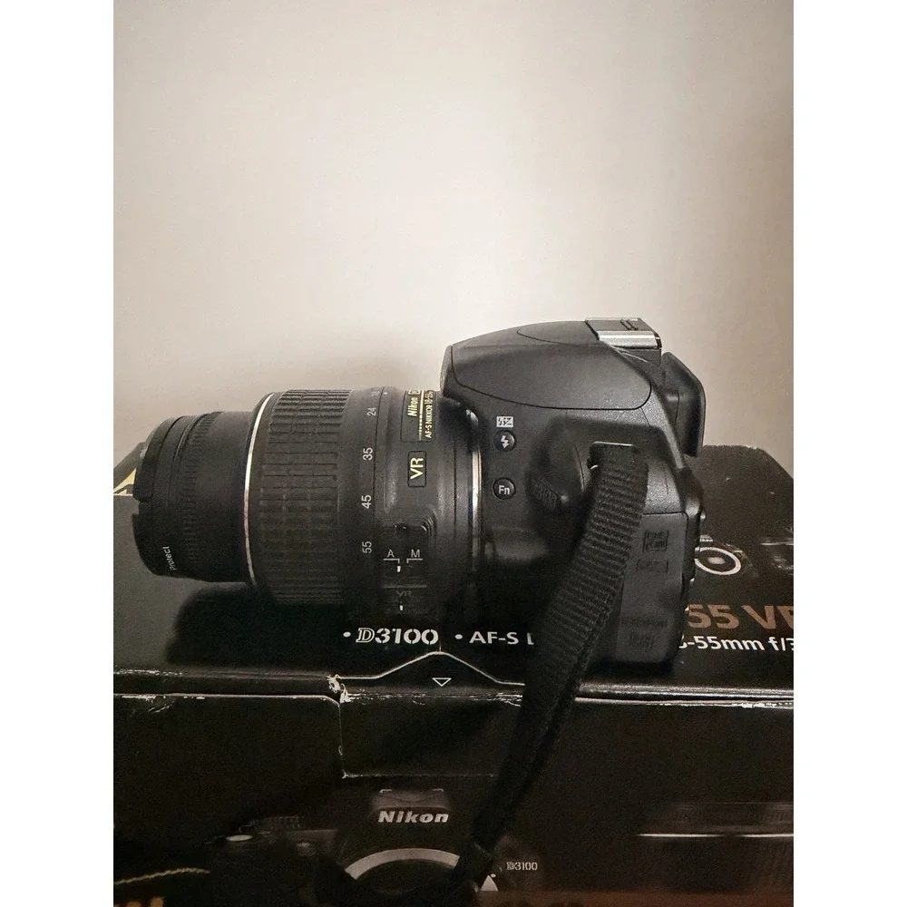 Nikon D3100 Digital SLR Camera with 18-55mm VR Len Kit With Box And Charger